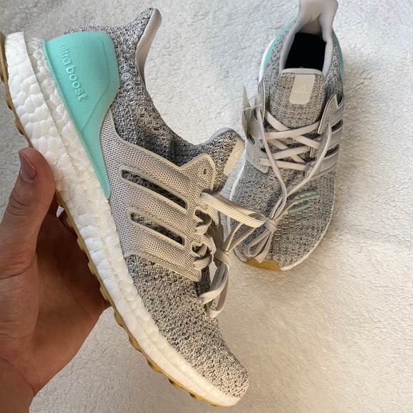 ultraboost 4.0 carbon